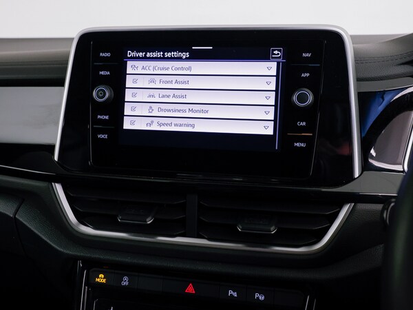 Used Volkswagen T-Roc 2024 for sale - 75362650: Photo 12