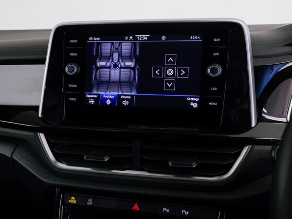 Used Volkswagen T-Roc 2024 for sale - 75362650: Photo 16