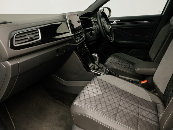 Used Volkswagen T-Roc 2024 for sale - 75362650: Photo 5