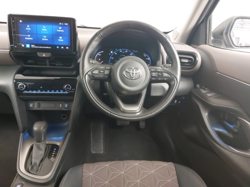 Used Toyota Yaris Cross 2023 for sale - 76639229: Photo 12