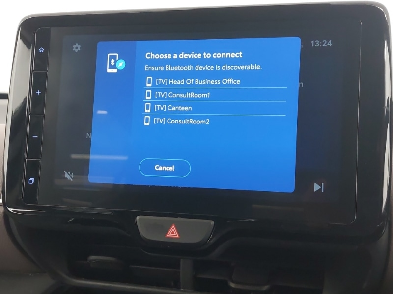 Used Toyota Yaris Cross 2023 for sale - 76639229: Photo 14