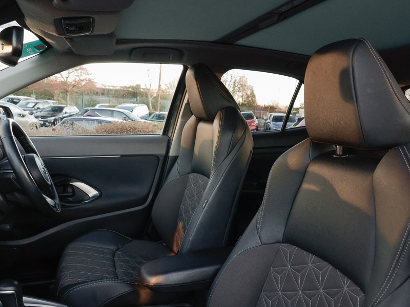 Used Toyota Yaris Cross 2022 for sale - 77366567: Photo 15