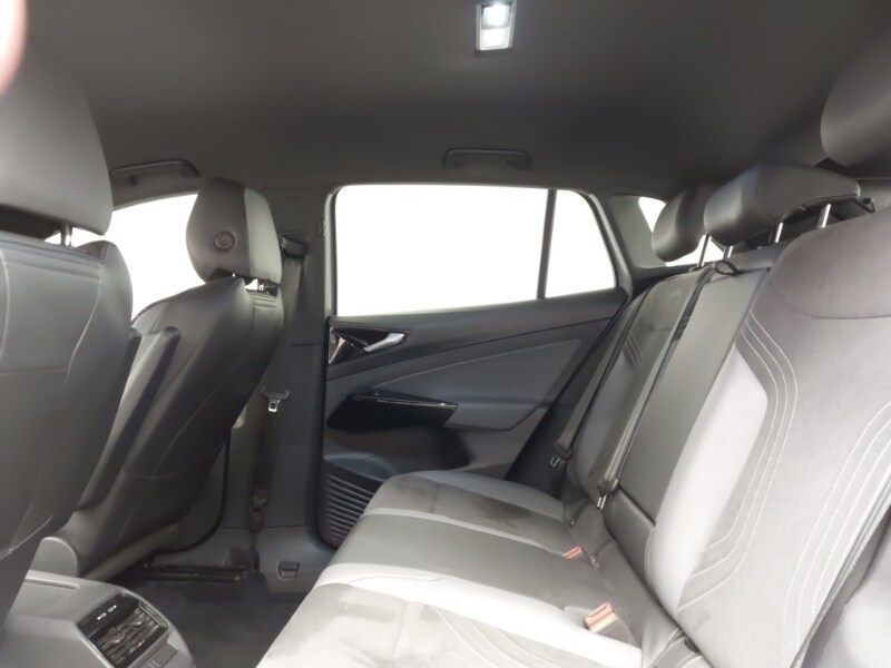 Used Volkswagen ID.4 2023 for sale - 78225210: Photo 6