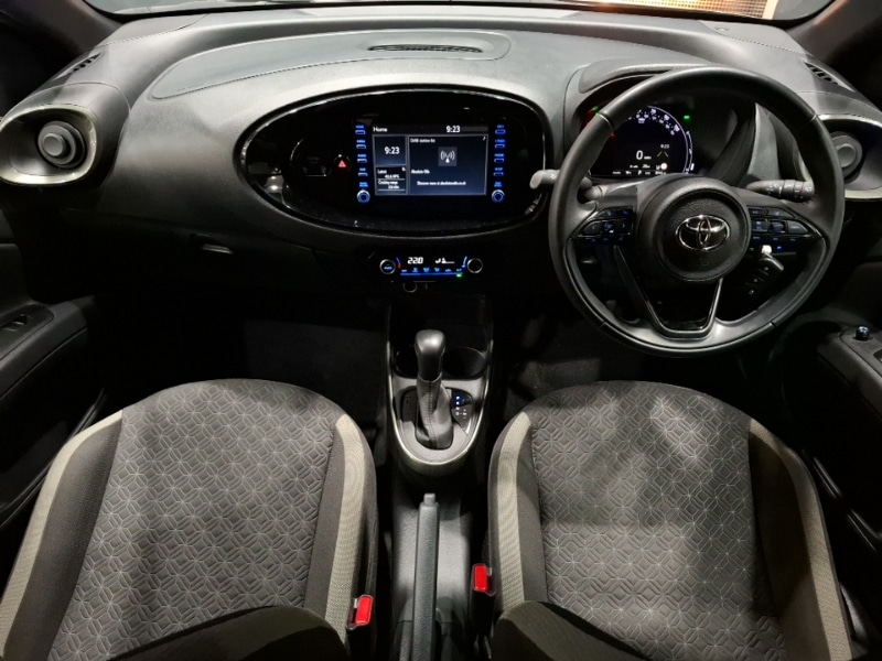 Used Toyota Aygo X 2023 for sale - 78178559: Photo 2