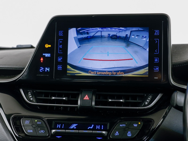 Used Toyota C-HR 2018 for sale - 76920484: Photo 11