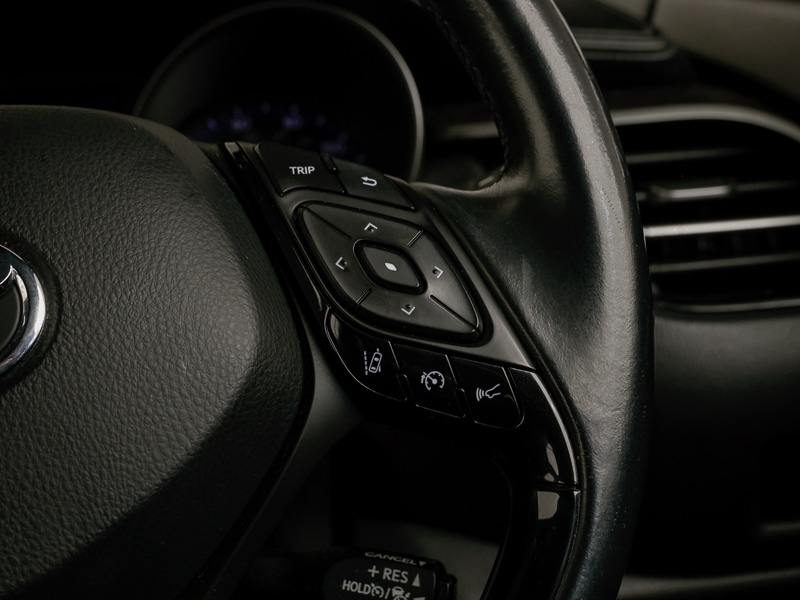 Used Toyota C-HR 2018 for sale - 76920484: Photo 17