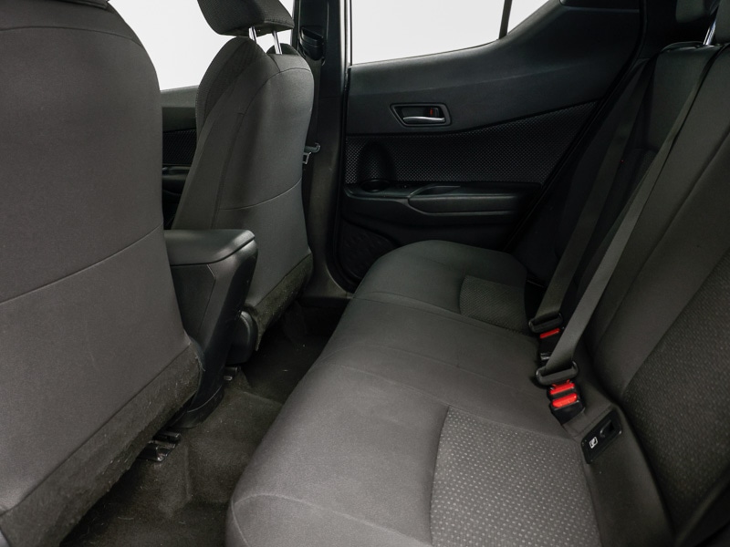 Used Toyota C-HR 2018 for sale - 76920484: Photo 6