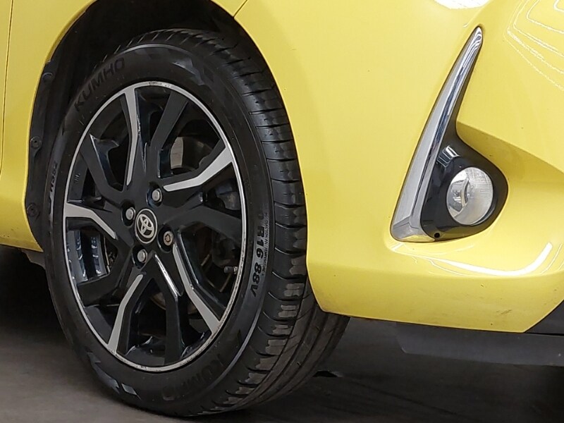 Used Toyota Yaris 2017 for sale - 77947630: Photo 9