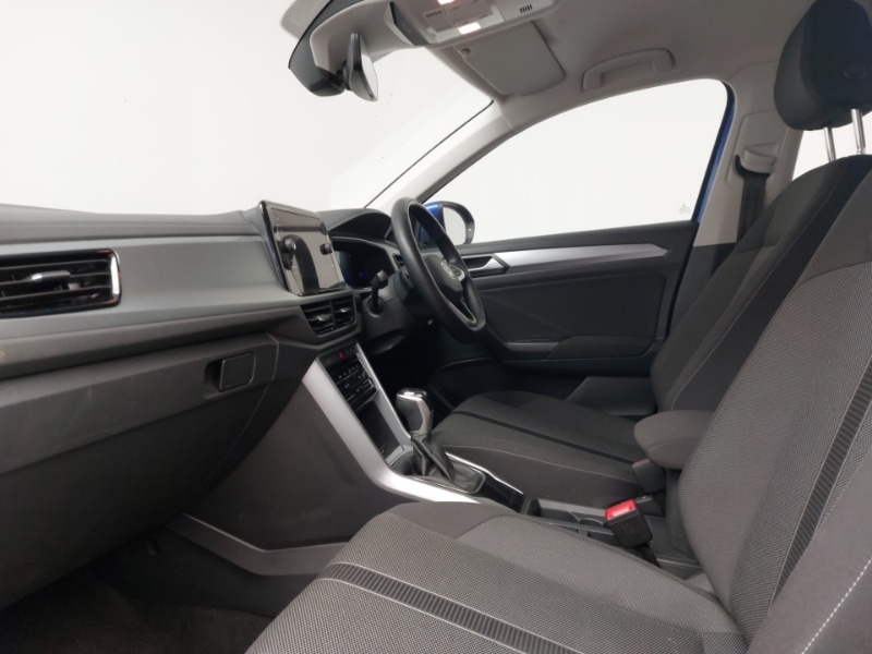 Used Volkswagen T-Roc 2022 for sale - 77269840: Photo 5