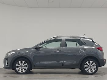 Used Kia Stonic 2023 for sale - 79848818: Photo