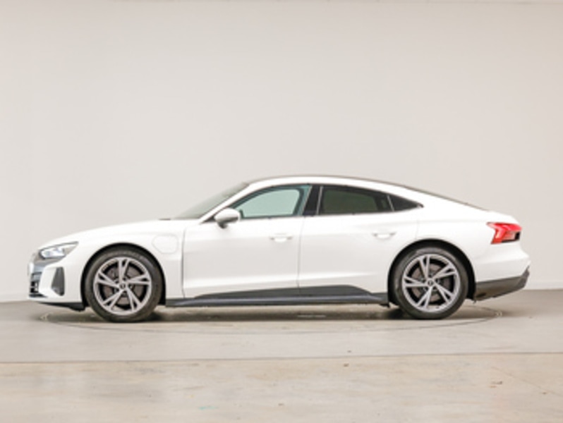 Used Audi e-tron GT 2023 for sale - 77605590: Photo 4