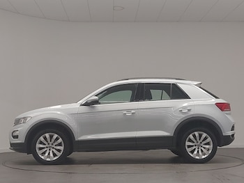 Used Volkswagen T-Roc 2021 for sale - 78916723: Photo