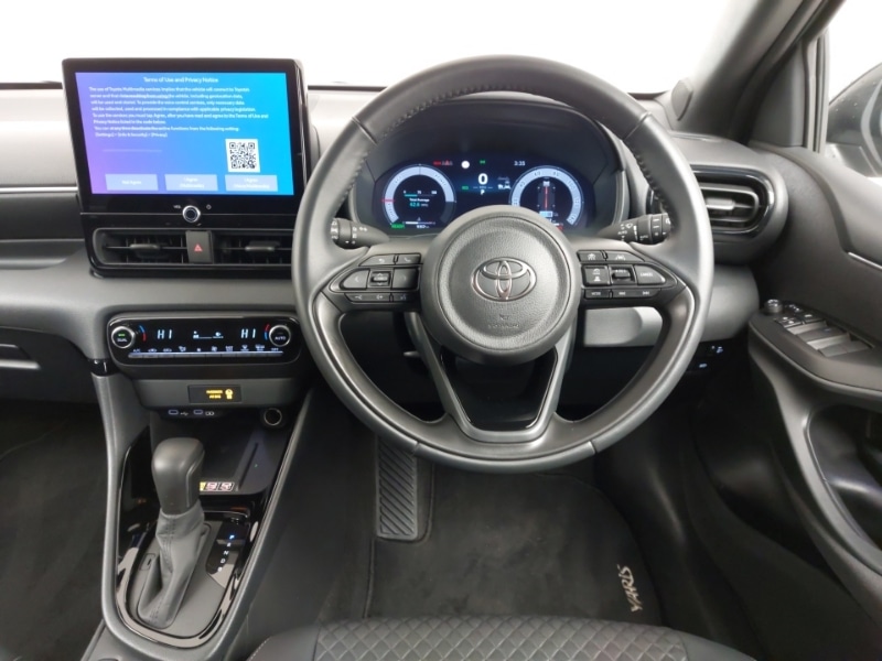 Used Toyota Yaris 2024 for sale - 77908349: Photo 12