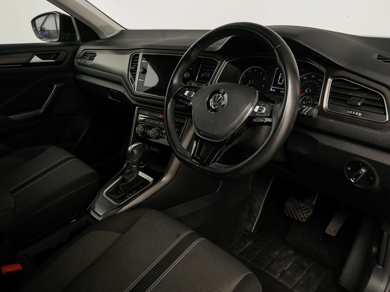 Used Volkswagen T-Roc 2018 for sale - 76533375: Photo 18