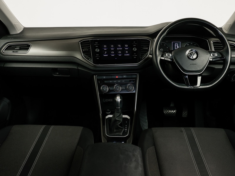 Used Volkswagen T-Roc 2018 for sale - 76533375: Photo 2