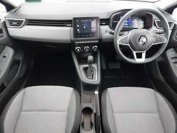 Used Renault Clio 2024 for sale - 76113017: Photo 2