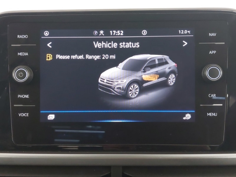 Used Volkswagen T-Roc 2022 for sale - 76643976: Photo 16