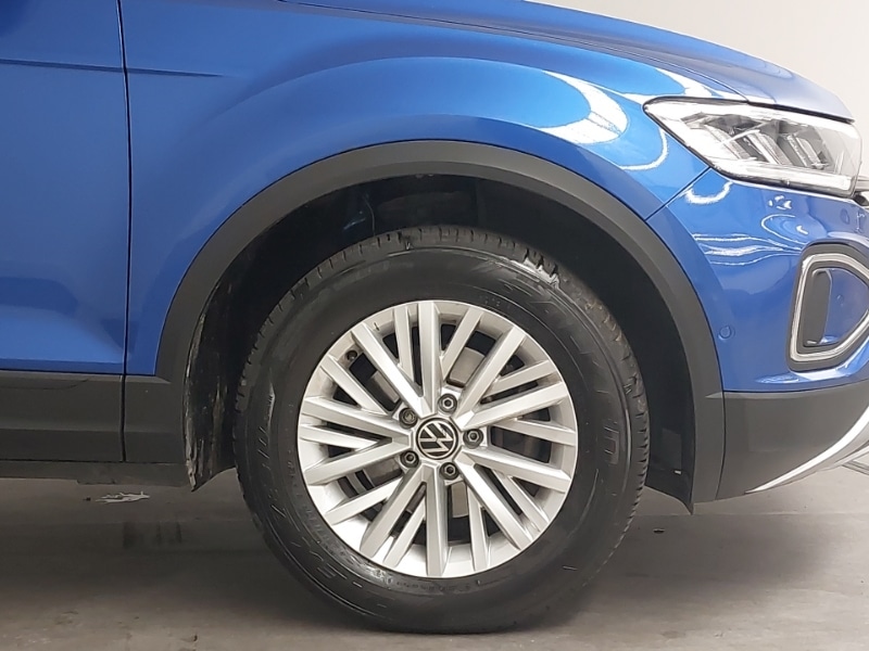 Used Volkswagen T-Roc 2022 for sale - 76643976: Photo 9