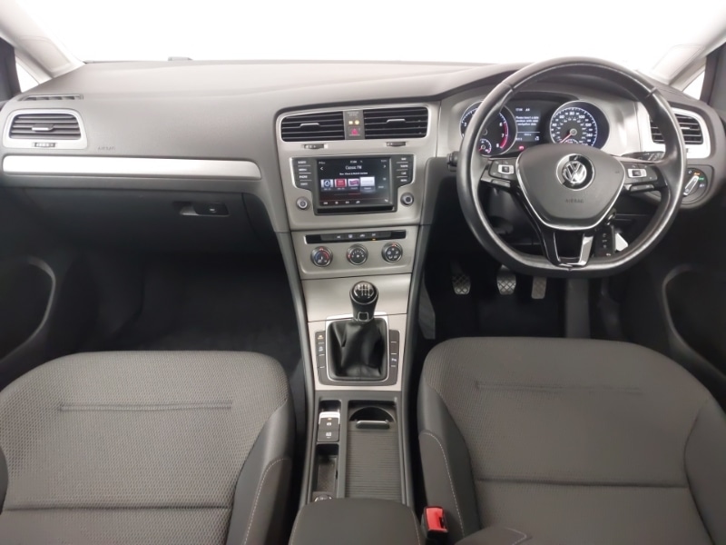 Used Volkswagen Golf 2015 for sale - 77816864: Photo 2