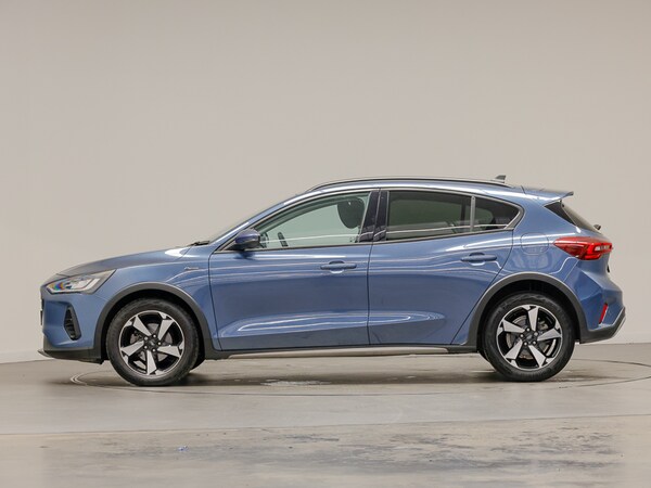 Used Ford Focus 2023 for sale - 76051955: Photo 4