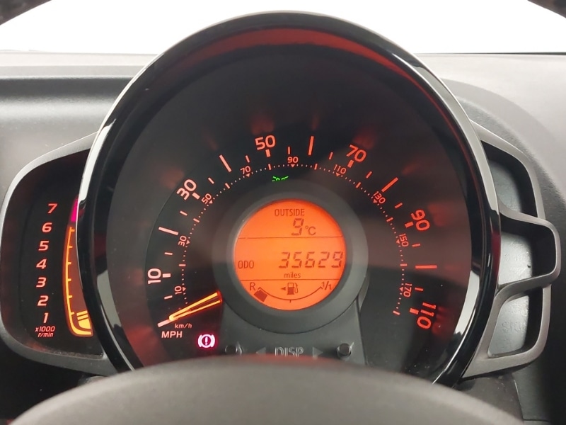 Used Toyota AYGO 2018 for sale - 76687737: Photo 10