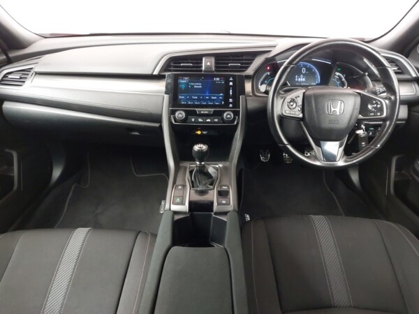 Used Honda Civic 2019 for sale - 76055400: Photo 2