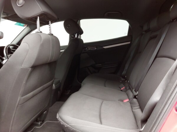 Used Honda Civic 2019 for sale - 76055400: Photo 6