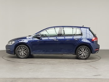 Used Volkswagen Golf 2018 for sale - 75629056: Photo