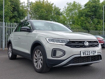 Used Volkswagen T-Roc 2023 for sale - 78786492: Photo