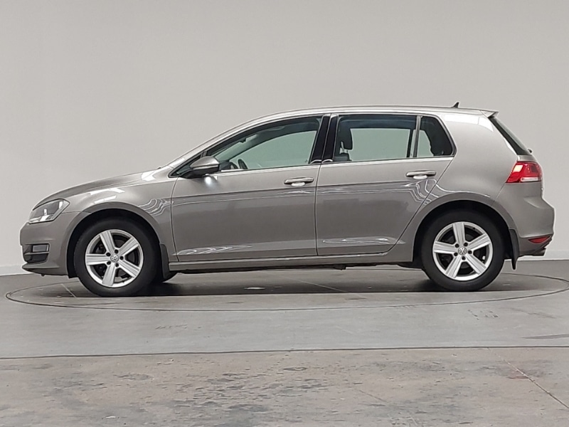 Used Volkswagen Golf 2015 for sale - 77921987: Photo 4