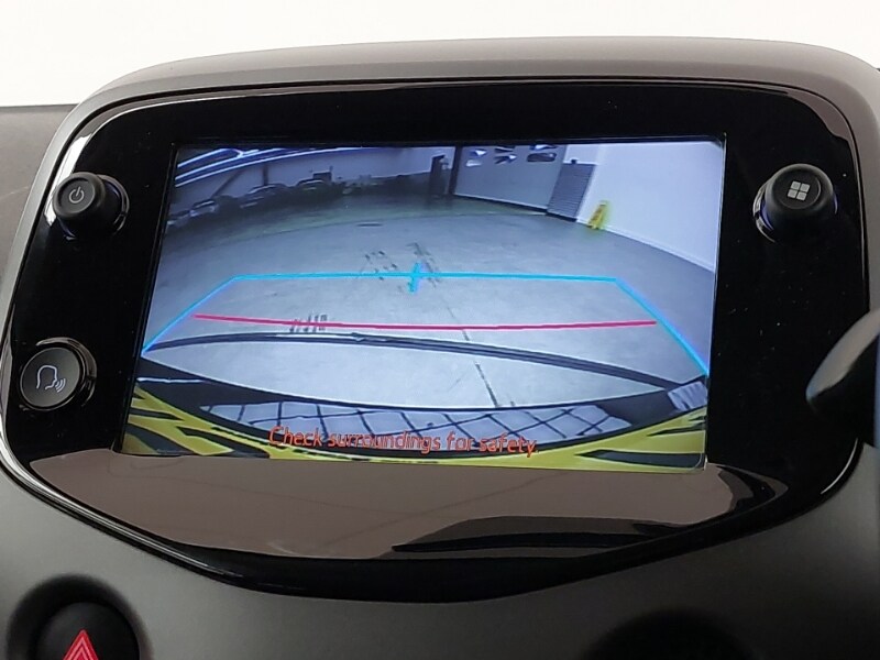 Used Toyota AYGO 2019 for sale - 77947633: Photo 11