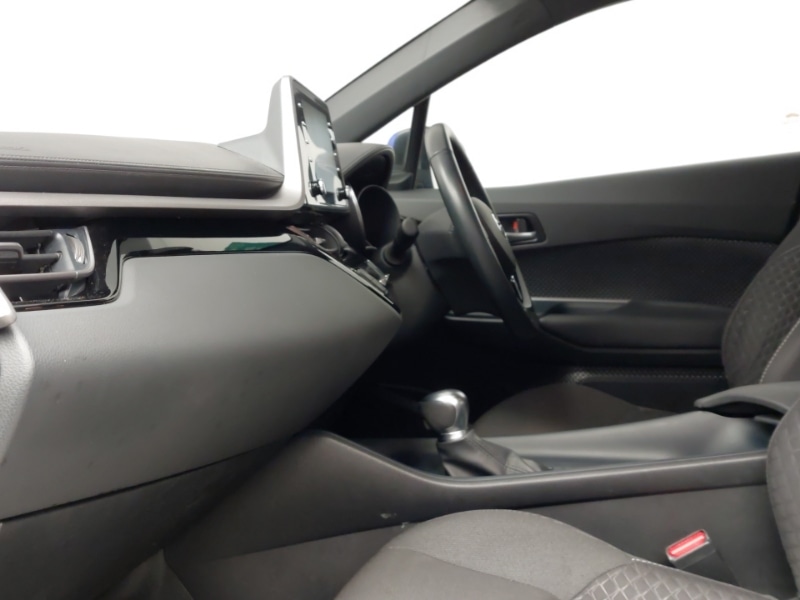 Used Toyota C-HR 2022 for sale - 77544407: Photo 5