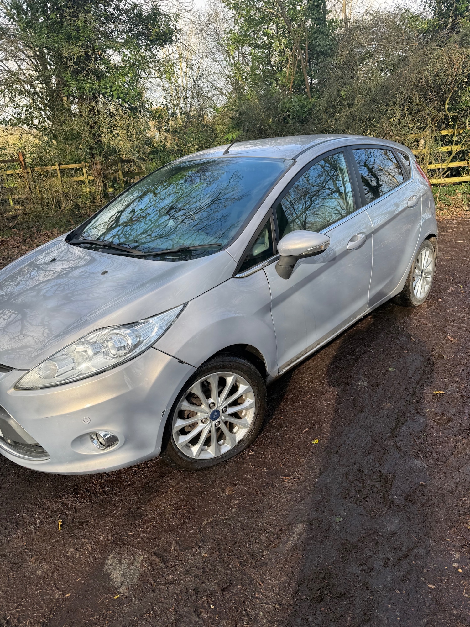 Used Ford Fiesta 2010 for sale - 77592527: Photo 5