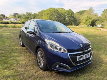 Used Peugeot 208 2016 for sale - 78531481: Photo