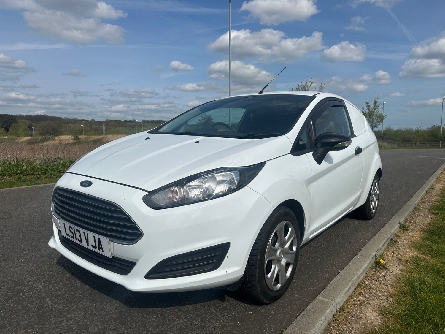 Used Ford Fiesta 2013 for sale - 78198860: Photo 14