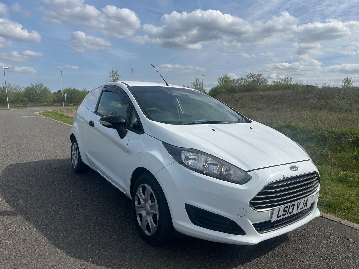 Used Ford Fiesta 2013 for sale - 78198860: Photo 6