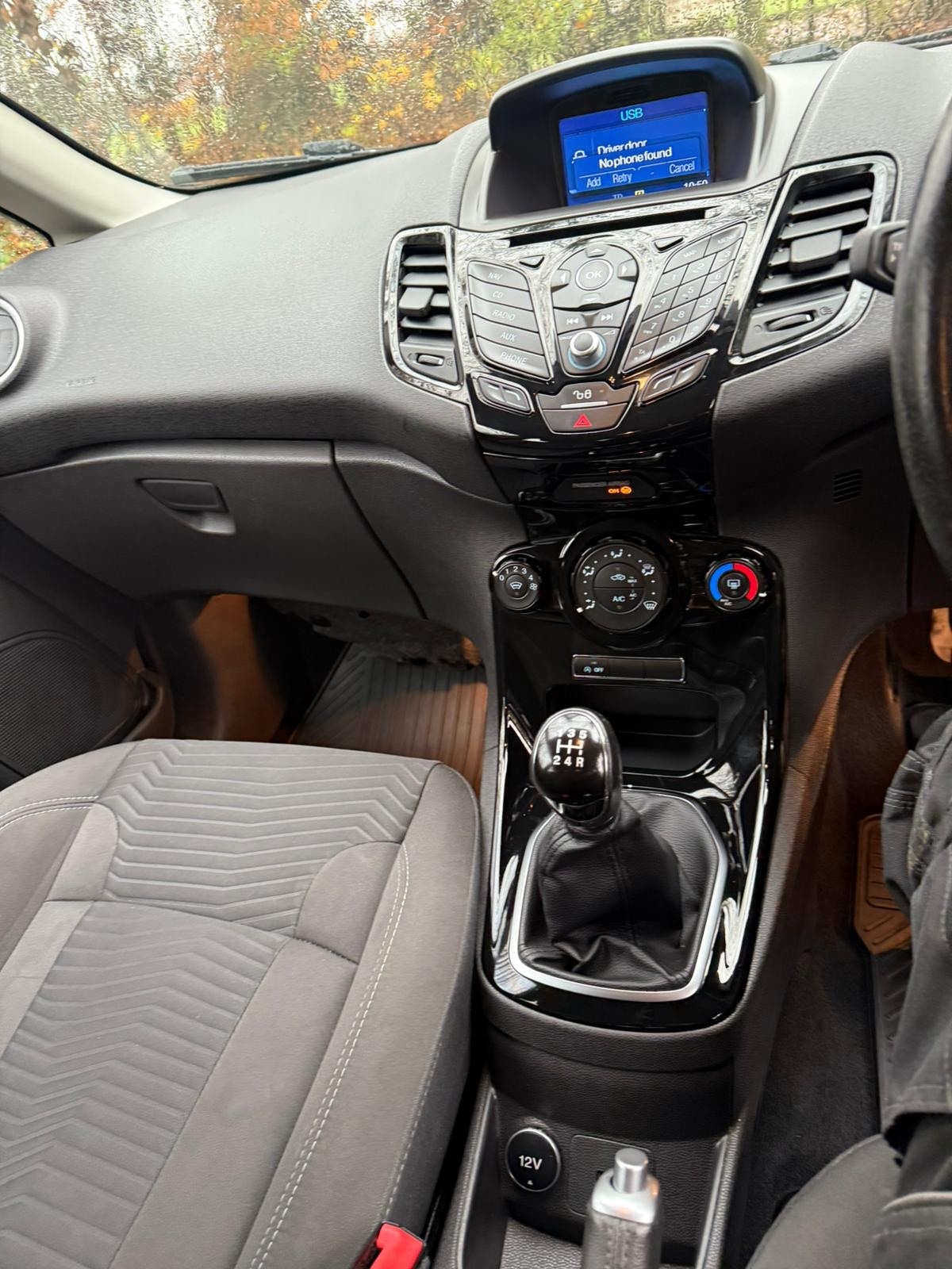 Used Ford Fiesta 2016 for sale - 76578397: Photo 3