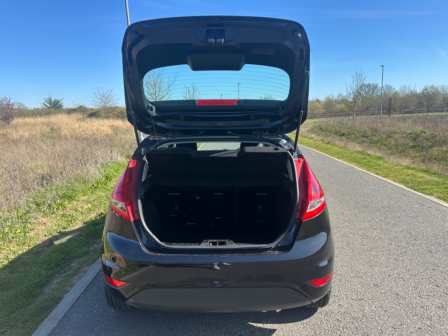 Used Ford Fiesta 2011 for sale - 77981689: Photo 6