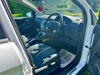 Used Ford Kuga 2011 for sale - 74775557: Photo