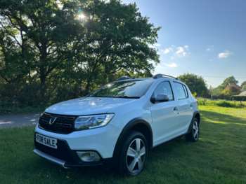 2018 (68) - 0.9 TCe Essential 5dr