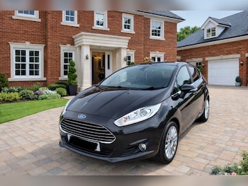 Used Ford Fiesta 2014 for sale - 77701688: Photo