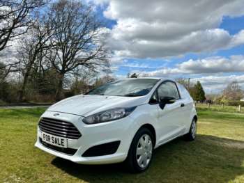 Used Ford Fiesta 2015 for sale - 74637192: Photo