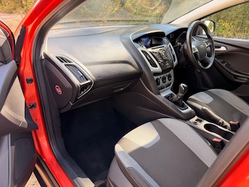 Used Ford Focus 2012 for sale - 79440445: Photo