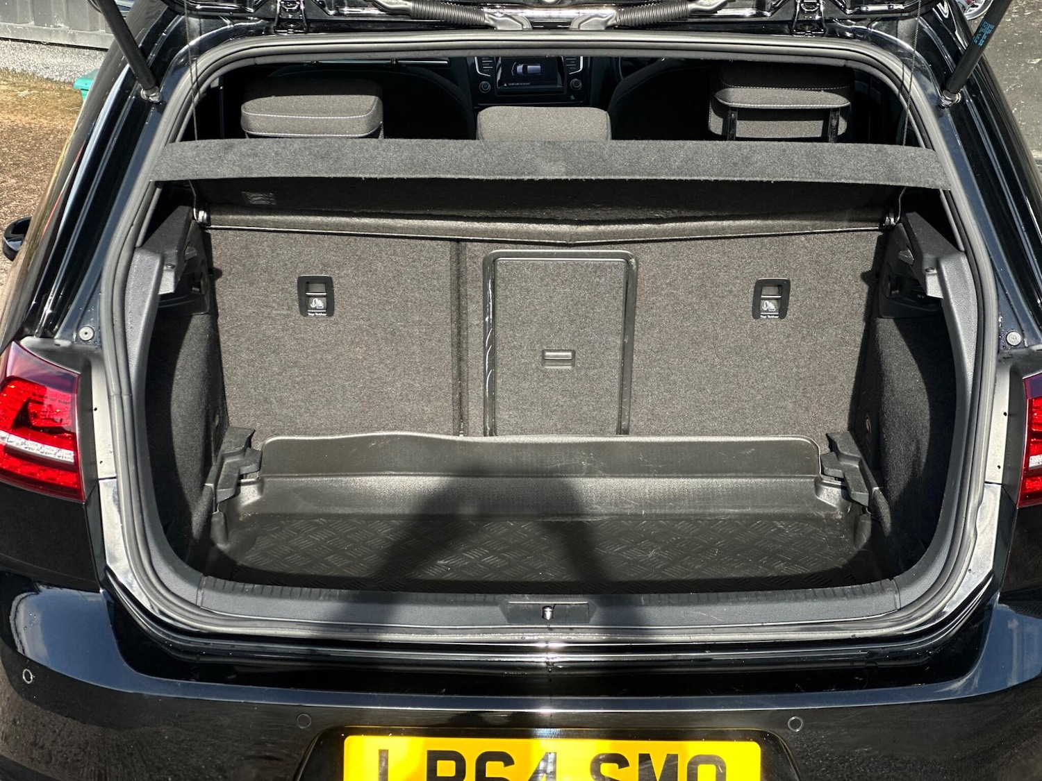 Used Volkswagen Golf 2014 for sale - 76409352: Photo 28