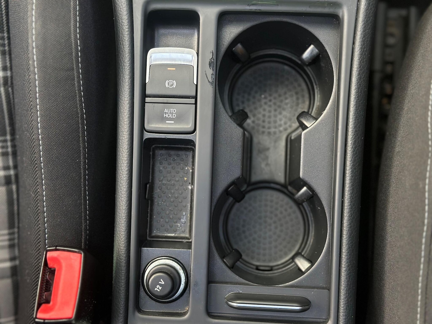 Used Volkswagen Golf 2014 for sale - 76409352: Photo 43