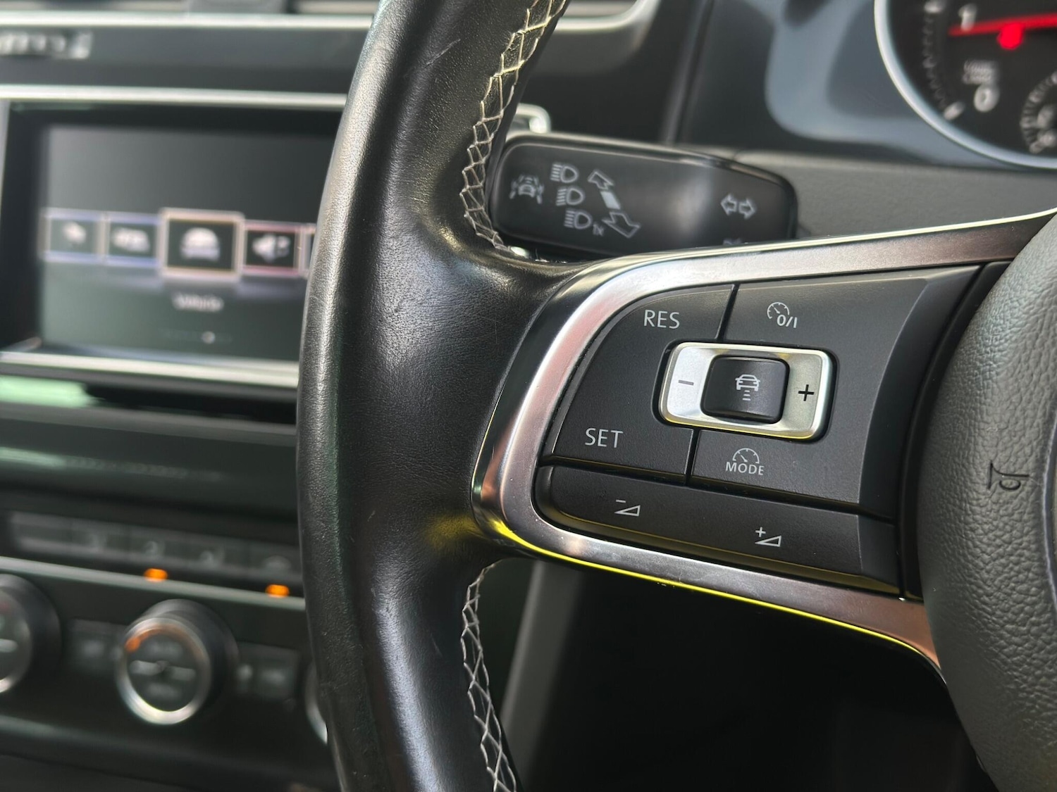 Used Volkswagen Golf 2014 for sale - 76409352: Photo 53