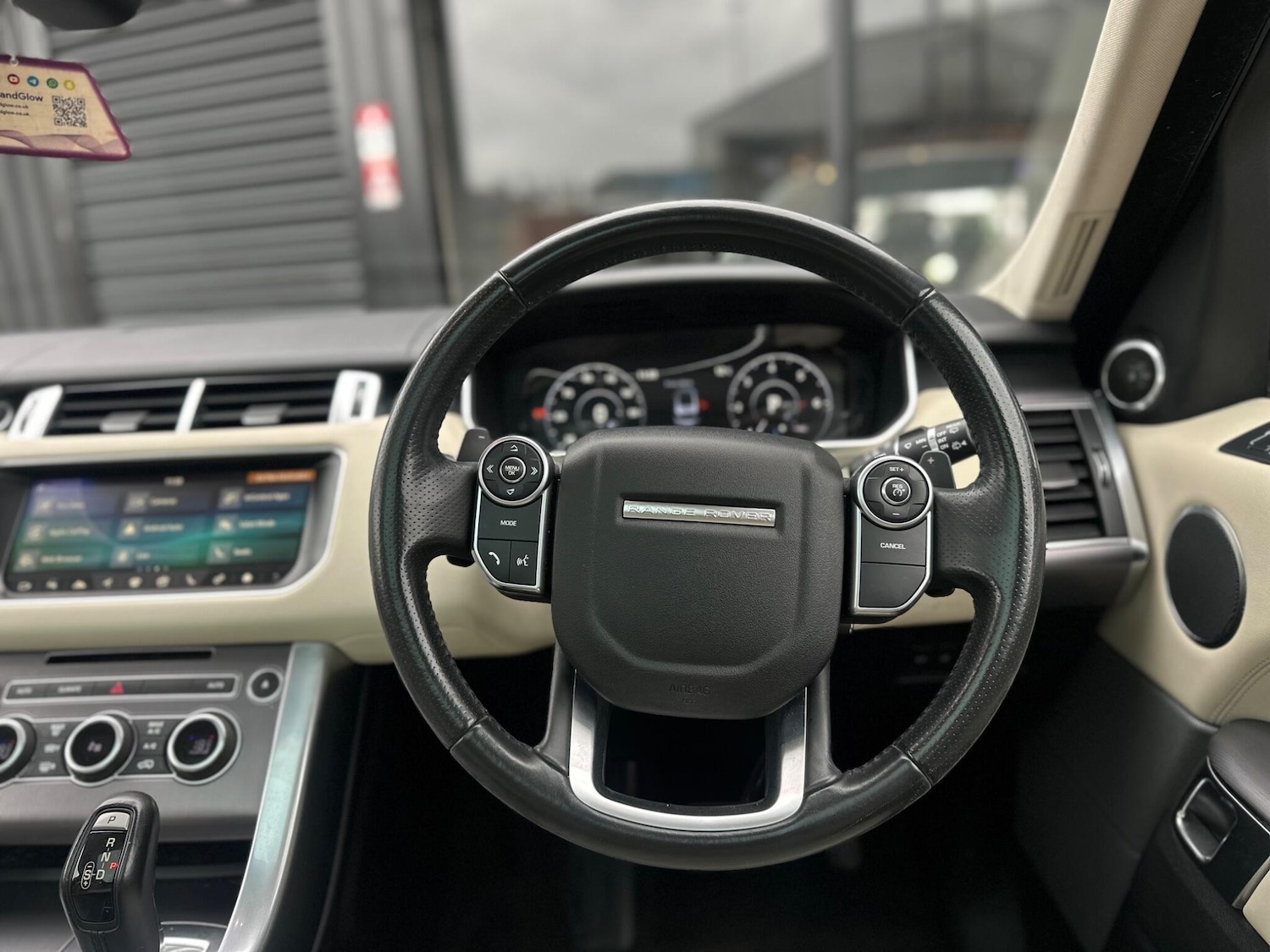 Used Land Rover Range Rover Sport 2017 for sale - 76550892: Photo 32