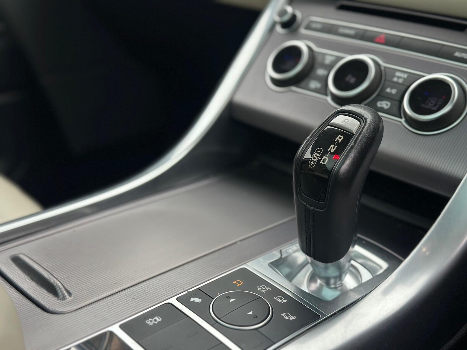 Used Land Rover Range Rover Sport 2017 for sale - 76550892: Photo 38