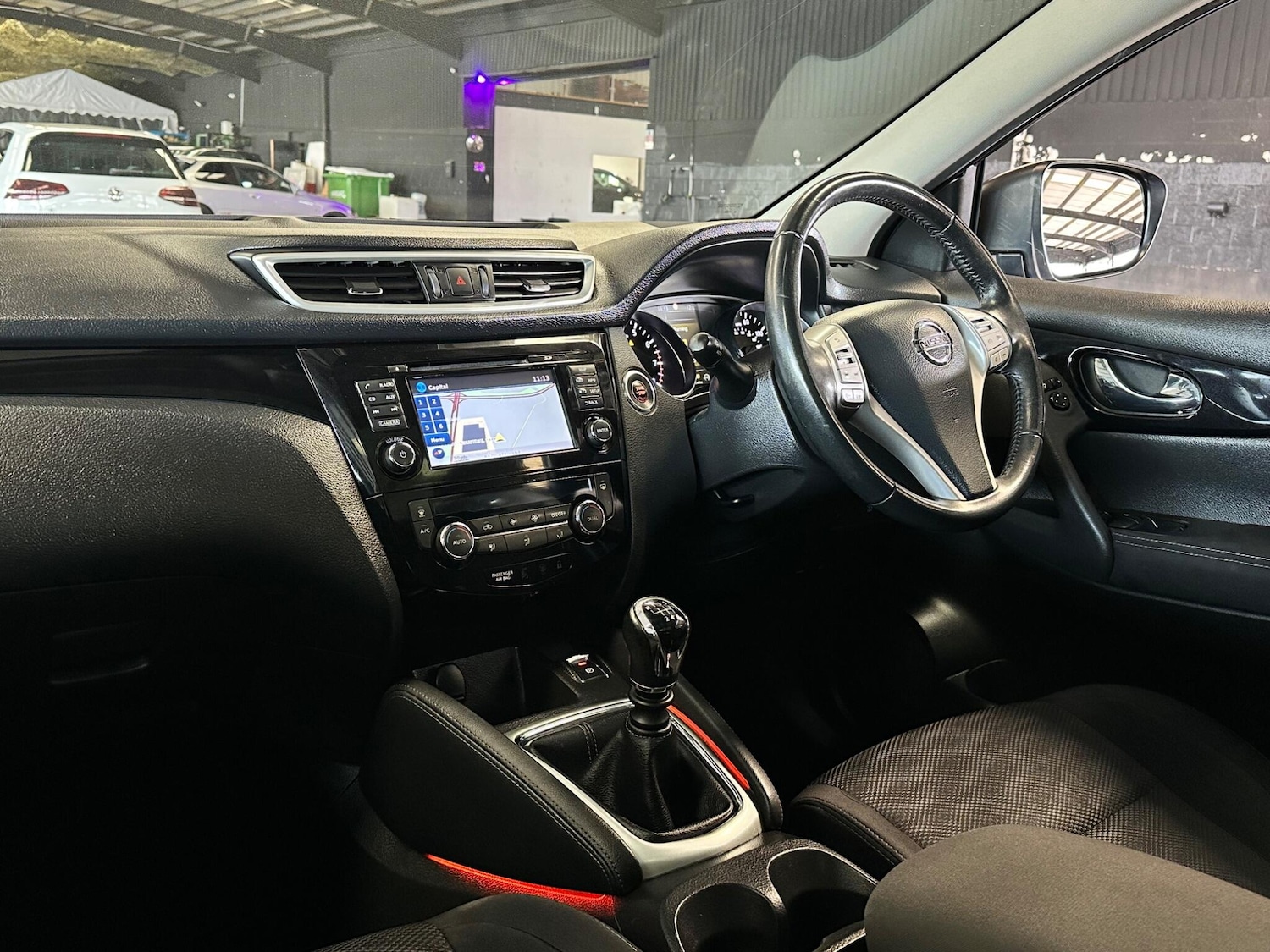 Used Nissan Qashqai 2017 for sale - 76389358: Photo 18