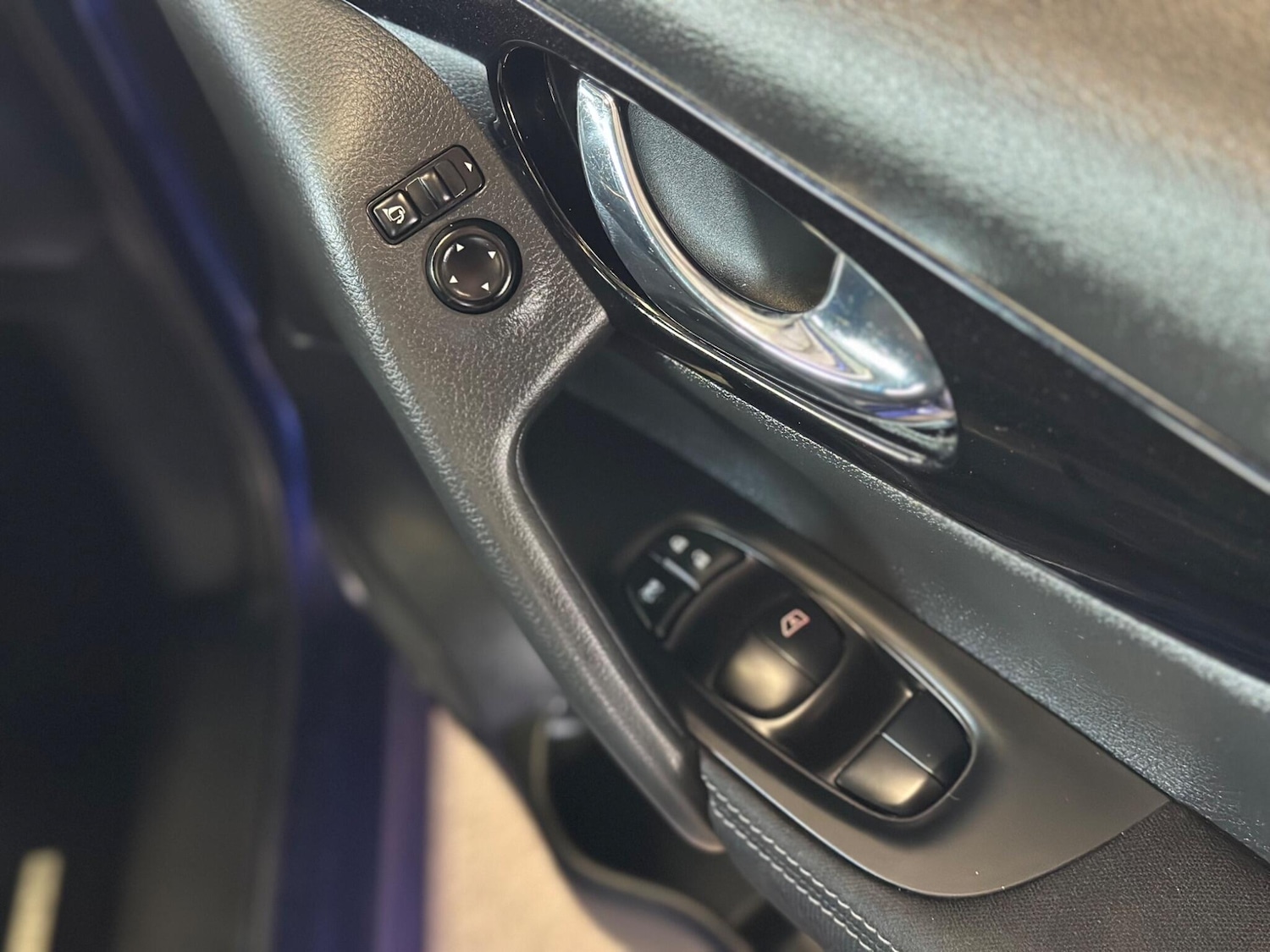 Used Nissan Qashqai 2017 for sale - 76389358: Photo 24